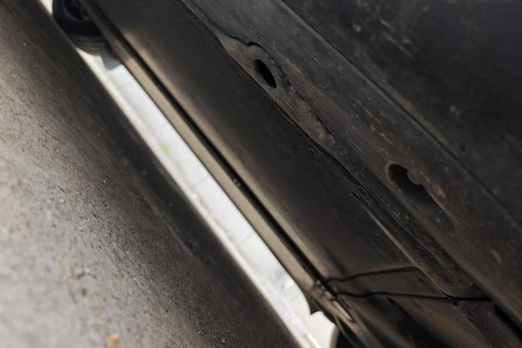 Used Tesla Model Y 2025 Rear-Wheel Drive First Edition Chassis Rear Left