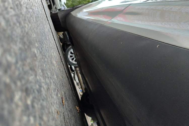 Used Tesla Model Y 2025 Rear-Wheel-Drive Version Chassis Rear Left