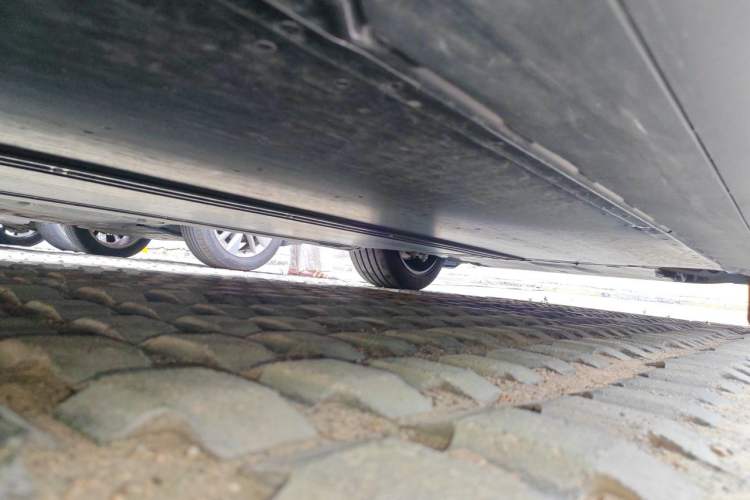 Used Tesla Model Y 2025 Rear-Wheel-Drive Version Chassis Rear Right