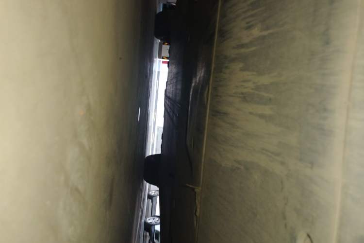 Used Tesla Model Y 2025 Rear-Wheel-Drive Version Chassis Rear