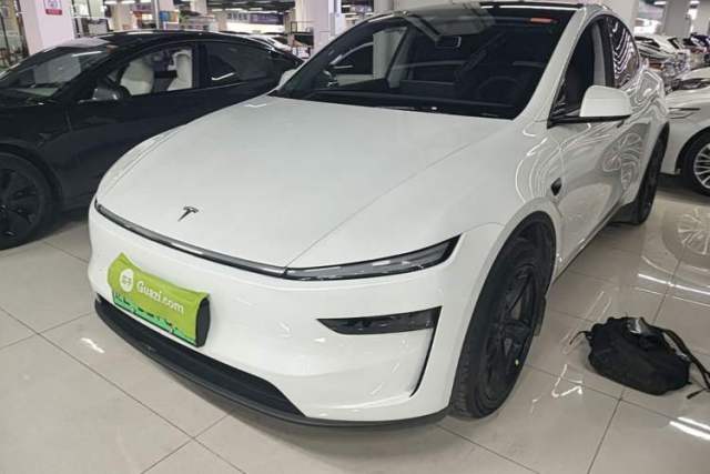 Used Tesla Model Y 2025 Updated Version Long-Range All-Wheel Drive