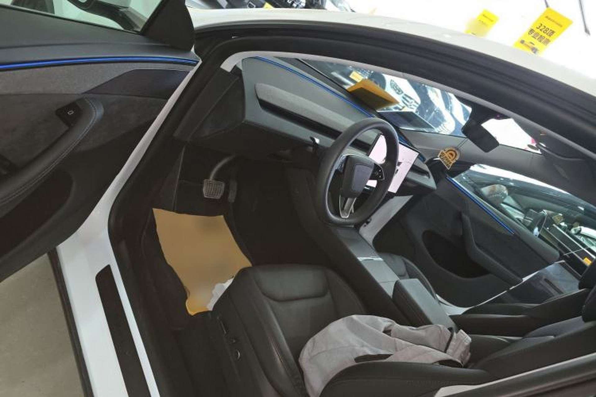 Used Tesla Model Y 2025 Long-Range All-Wheel-Drive Version Driver Seat