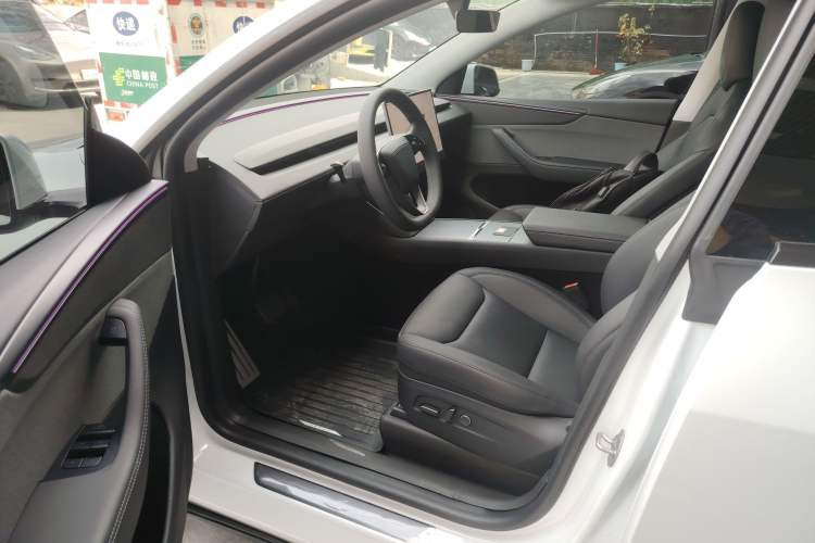 Used Tesla Model Y 2025 Rear-Wheel-Drive Version Driver Seat
