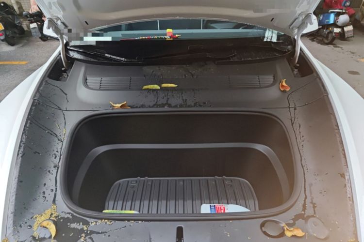 Used Tesla Model Y 2025 Rear-Wheel-Drive Version Engine Bay