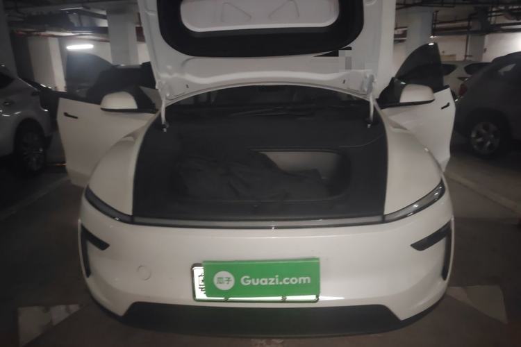 Used Tesla Model Y 2025 Rear-Wheel-Drive Version Engine Bay