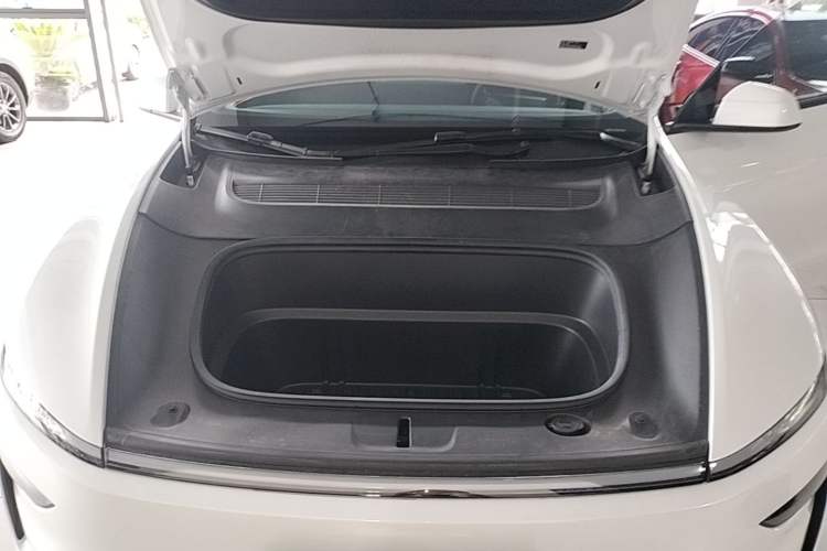 Used Tesla Model Y 2025 Updated Version Long-Range All-Wheel Drive Engine Bay