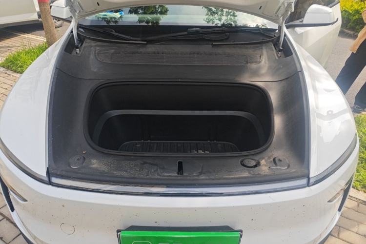 Used Tesla Model Y 2025 Rear-Wheel Drive First Edition Engine Bay