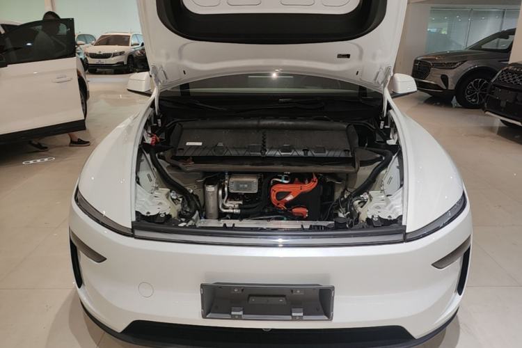 Used Tesla Model Y 2025 Updated Version Long-Range All-Wheel Drive Engine Bay