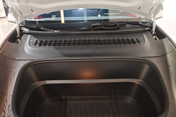 Used Tesla Model Y 2025 Long-Range All-Wheel-Drive Version Engine Bay