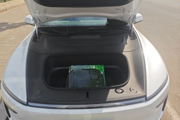 Used Tesla Model Y 2025 Rear-Wheel-Drive Version Engine Bay