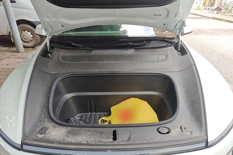 Used Tesla Model Y 2025 Rear-Wheel-Drive Version Engine Bay