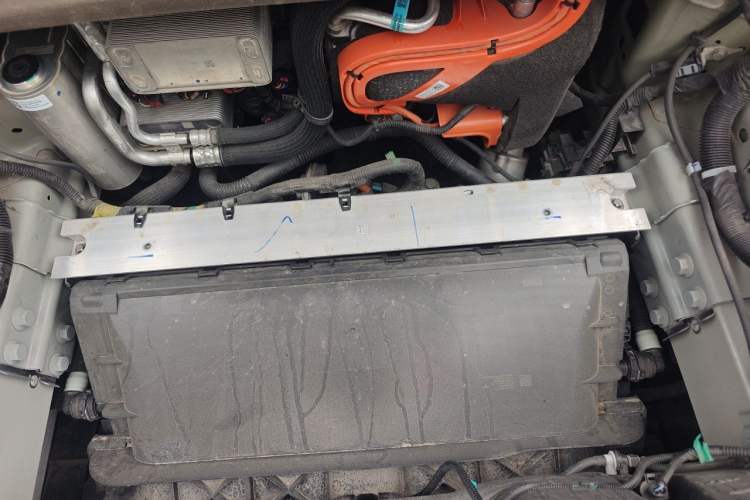 Used Tesla Model Y 2025 Rear-Wheel Drive First Edition Engine Bay Left