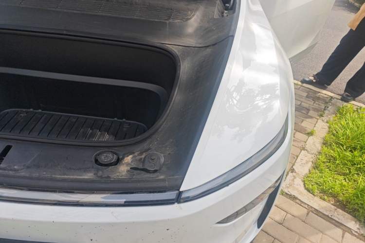 Used Tesla Model Y 2025 Rear-Wheel Drive First Edition Engine Bay Left