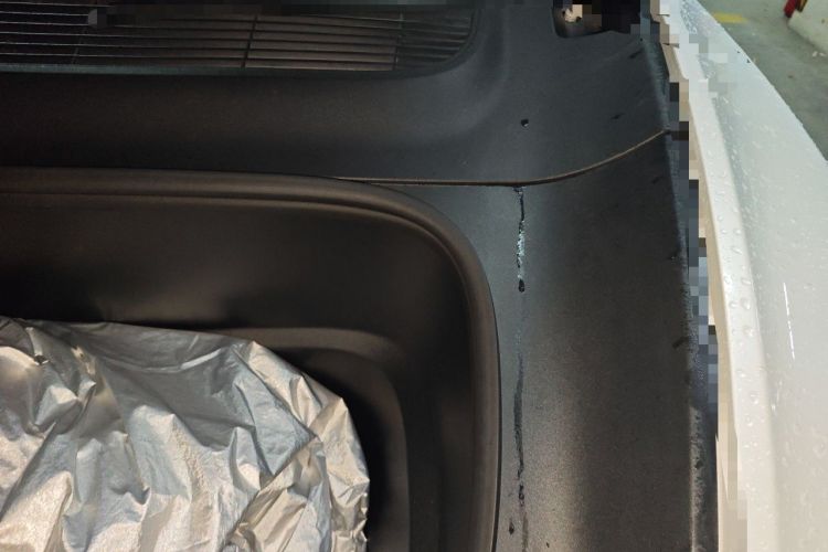 Used Tesla Model Y 2025 Rear-Wheel-Drive Version Engine Bay Left