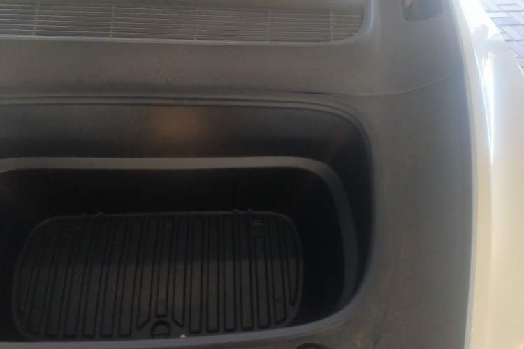 Used Tesla Model Y 2025 Rear-Wheel Drive First Edition Engine Bay Left