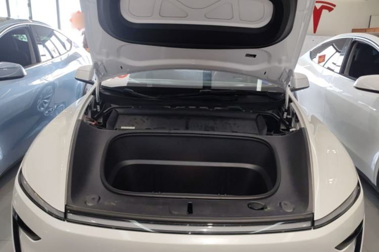 Used Tesla Model Y 2025 Long-Range All-Wheel-Drive Version Engine Bay