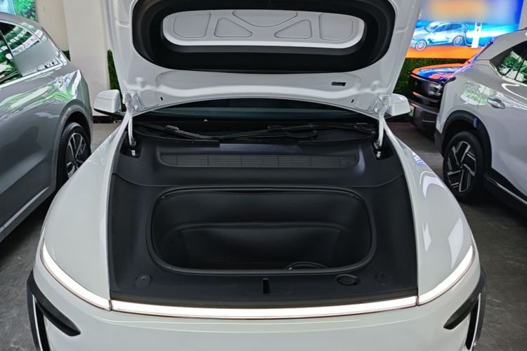 Used Tesla Model Y 2025 Long-Range All-Wheel-Drive Version Engine Bay