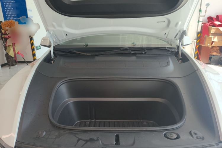 Used Tesla Model Y 2025 Rear-Wheel-Drive Version Engine Bay