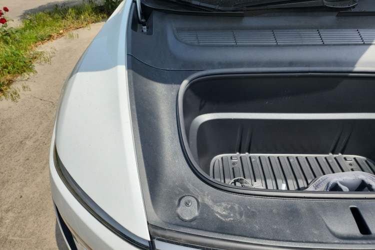 Used Tesla Model Y 2025 Long-Range All-Wheel-Drive Version Engine Bay Right