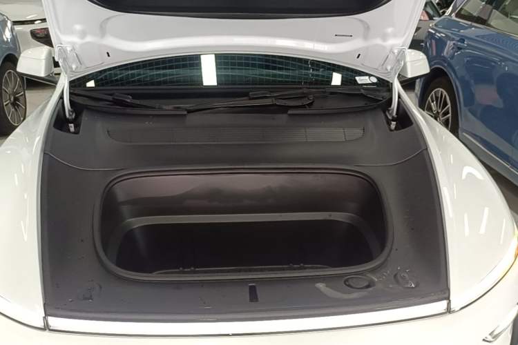 Used Tesla Model Y 2025 Rear-Wheel-Drive Version Engine Bay