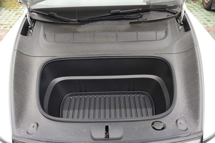 Used Tesla Model Y 2025 Long-Range All-Wheel-Drive Version Engine Bay
