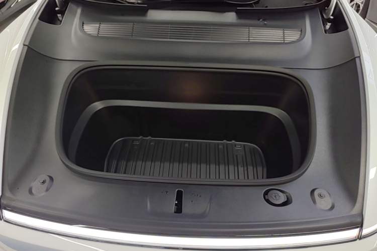 Used Tesla Model Y 2025 Long-Range All-Wheel-Drive Version Engine Bay
