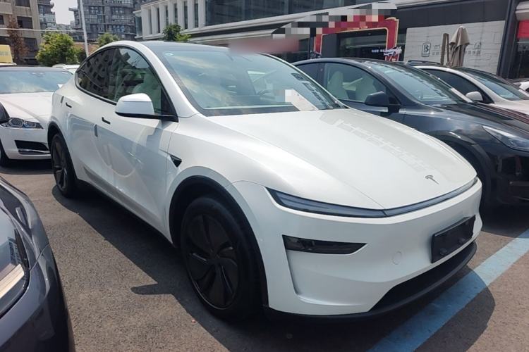 Used Tesla Model Y 2025 Long-Range All-Wheel-Drive Version Exterior 1