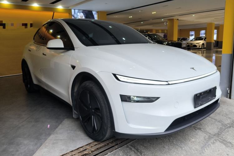 Used Tesla Model Y 2025 Rear-Wheel-Drive Version Exterior 1