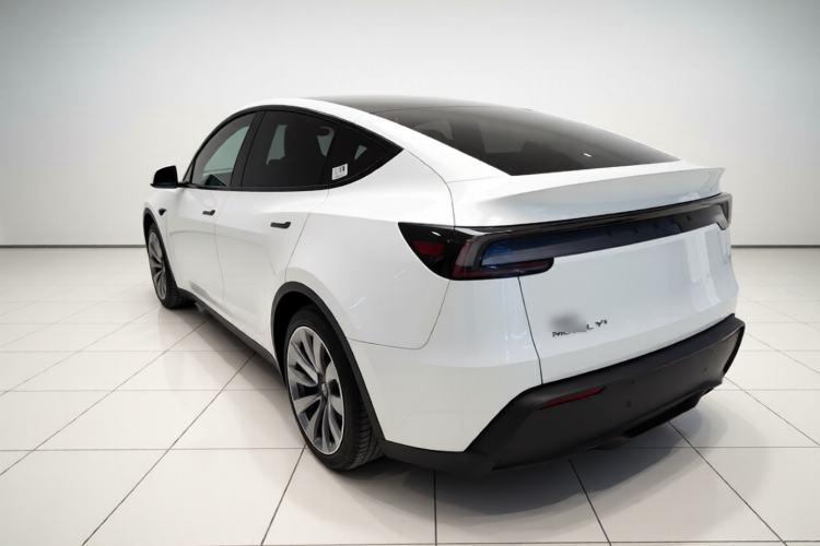 Used Tesla Model Y 2025 Long-Range All-Wheel-Drive Version Exterior 2