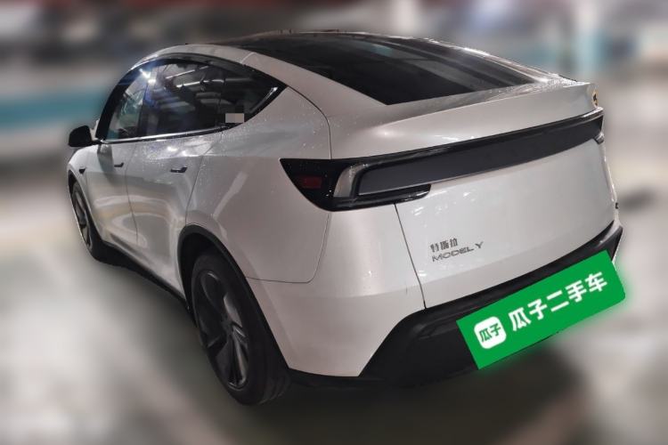 Used Tesla Model Y 2025 Rear-Wheel-Drive Version Exterior 3