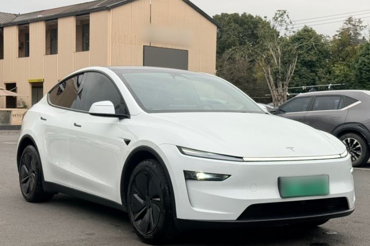 Used Tesla Model Y 2025 Rear-Wheel-Drive Version Exterior 4