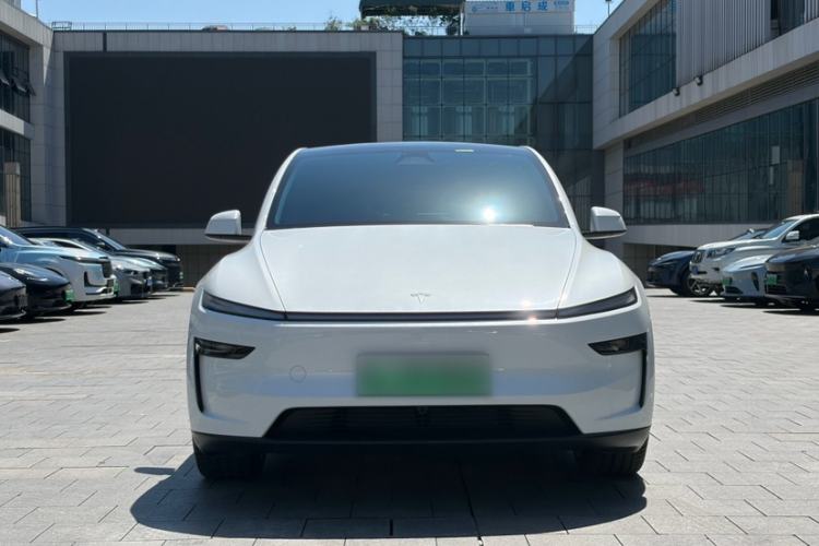 Used Tesla Model Y 2025 Updated Version Long-Range All-Wheel Drive Exterior 4
