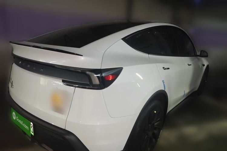 Used Tesla Model Y 2025 Rear-Wheel-Drive Version Exterior 5