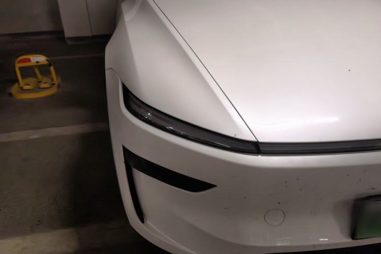 Used Tesla Model Y 2025 Rear-Wheel-Drive Version Exterior 6