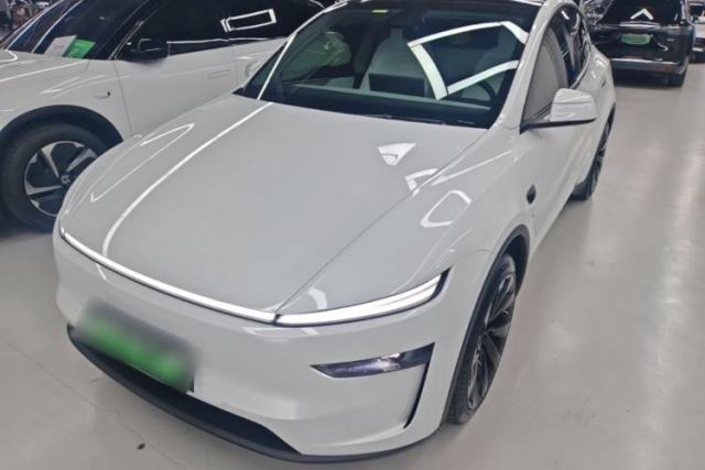 Used Tesla Model Y 2025 Rear-Wheel-Drive Version