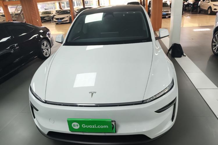 Used Tesla Model Y 2025 Rear-Wheel-Drive Version Front