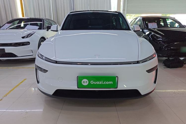 Used Tesla Model Y 2025 Rear-Wheel-Drive Version Front