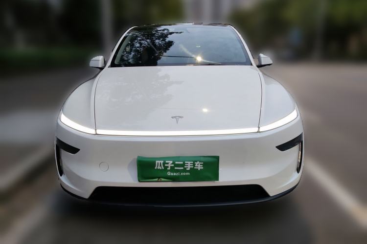 Used Tesla Model Y 2025 Rear-Wheel-Drive Version Front