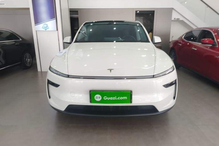 Used Tesla Model Y 2025 Rear-Wheel-Drive Version Front