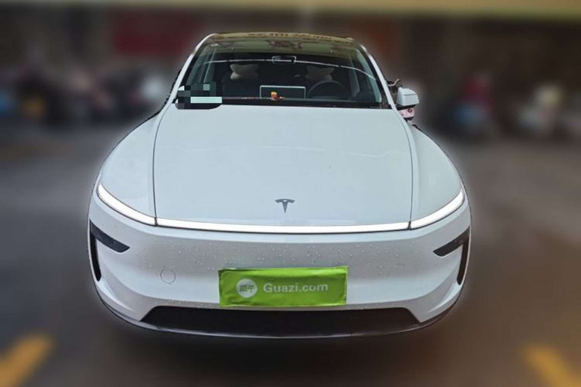 Used Tesla Model Y 2025 Rear-Wheel-Drive Version Front