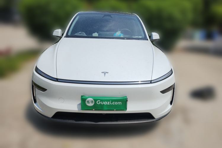 Used Tesla Model Y 2025 Long-Range All-Wheel-Drive Version Front