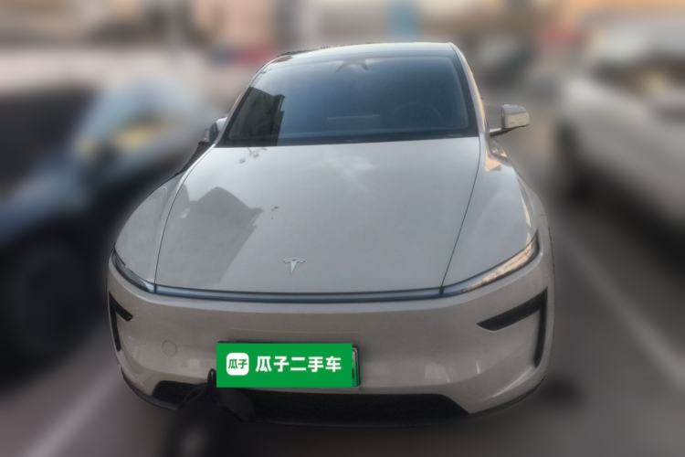 Used Tesla Model Y 2025 Rear-Wheel Drive First Edition Front