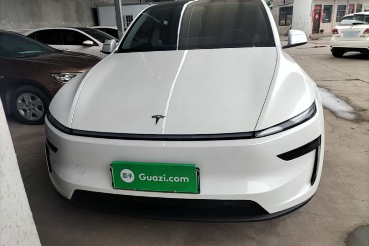 Used Tesla Model Y 2025 Rear-Wheel Drive First Edition Front