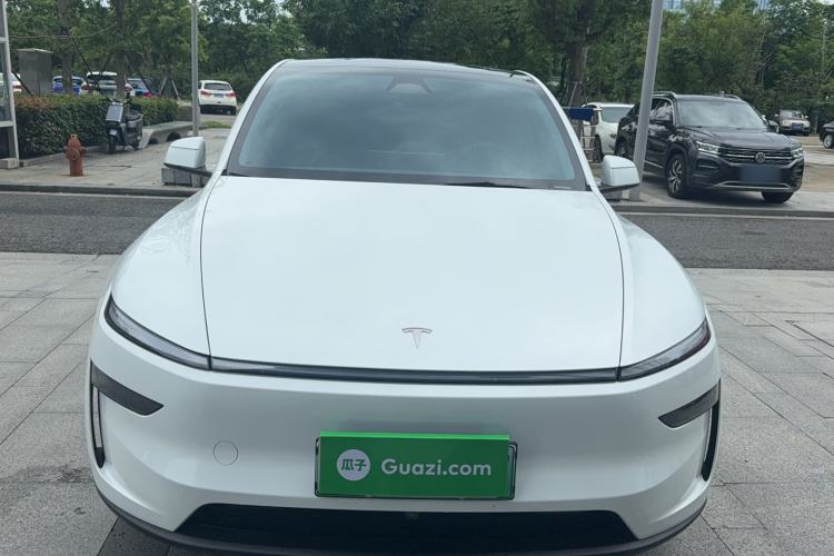 Used Tesla Model Y 2025 Updated Version Long-Range All-Wheel Drive Front