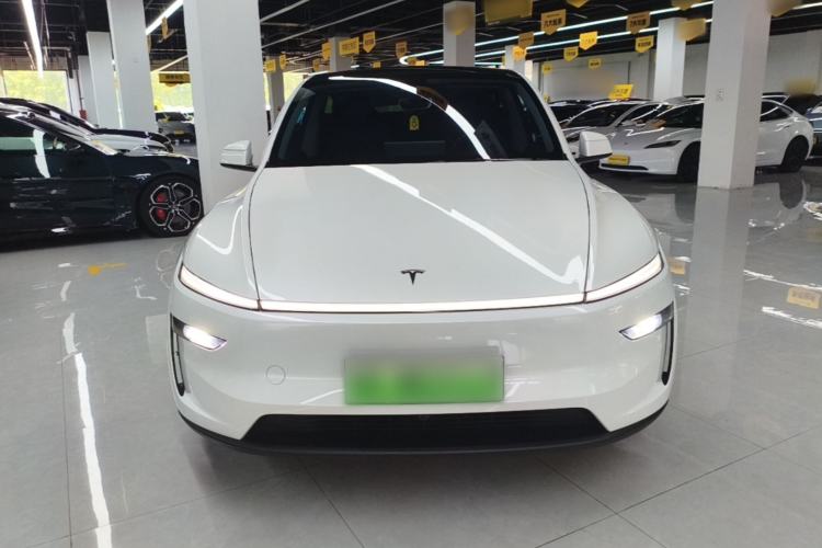 Used Tesla Model Y 2025 Rear-Wheel-Drive Version Front