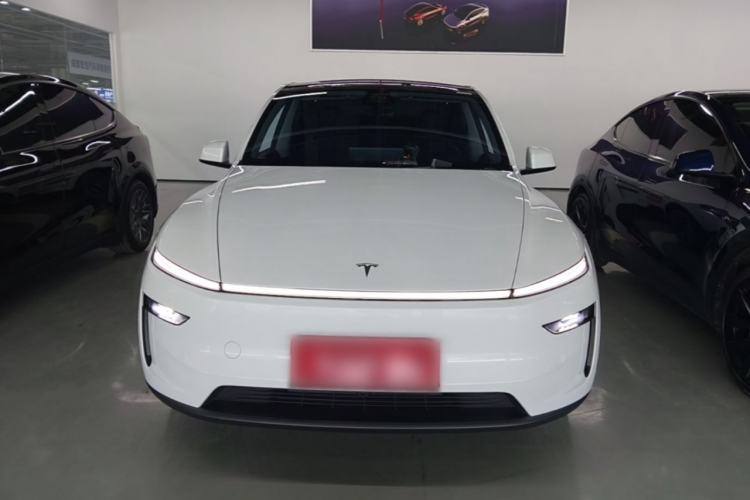 Used Tesla Model Y 2025 Rear-Wheel-Drive Version Front
