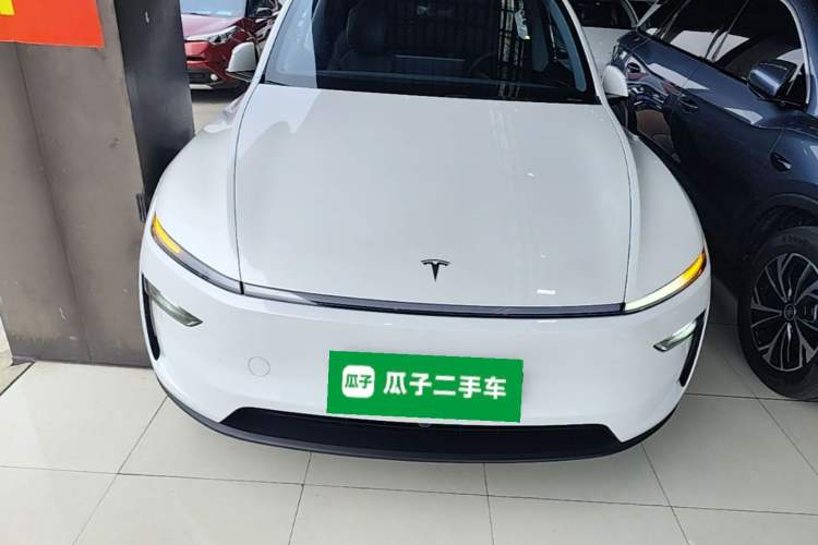 Used Tesla Model Y 2025 Rear-Wheel-Drive Version Front