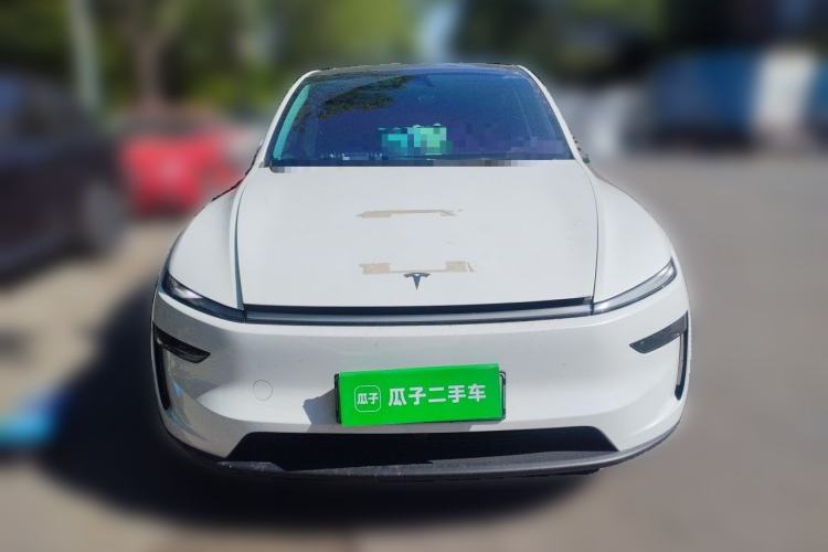 Used Tesla Model Y 2025 Rear-Wheel-Drive Version Front