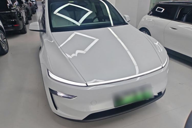 Used Tesla Model Y 2025 Rear-Wheel-Drive Version Front