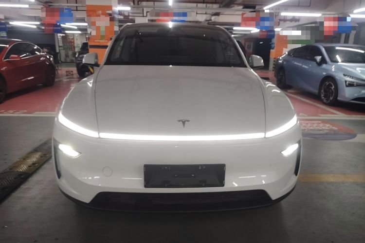 Used Tesla Model Y 2025 Rear-Wheel-Drive Version Front